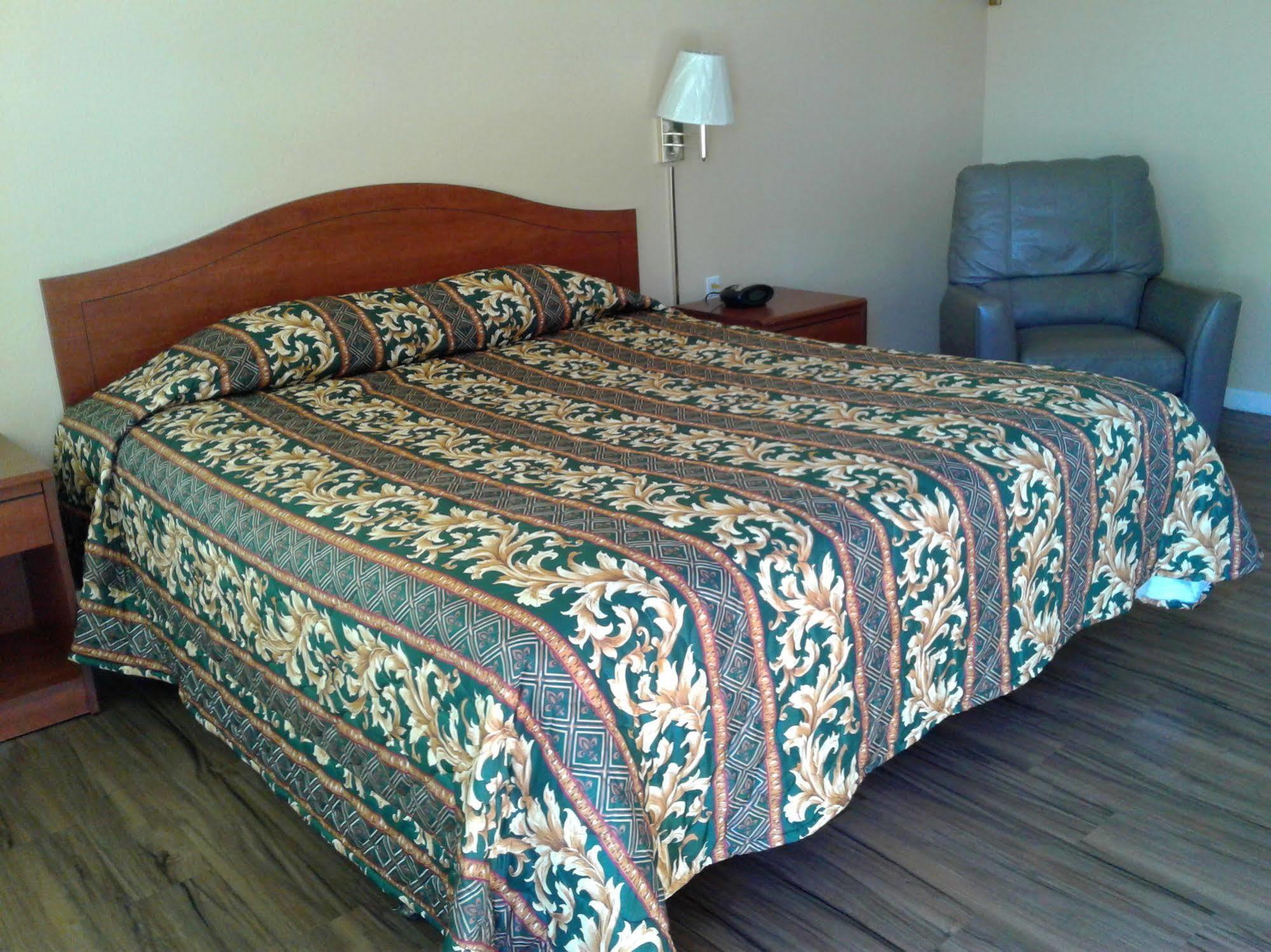 Desert Inn Motel Corona Εξωτερικό φωτογραφία
